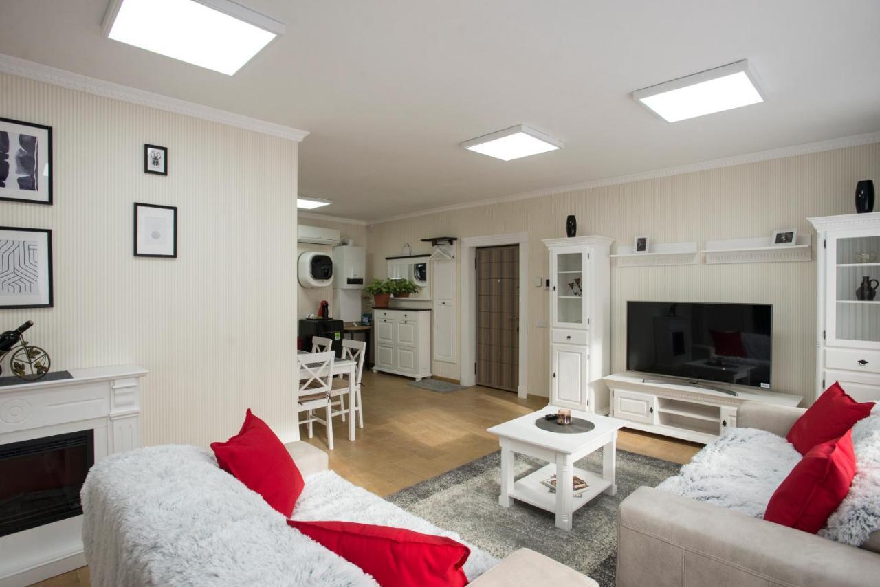 Lira Holiday Apartments 萨图马雷 外观 照片