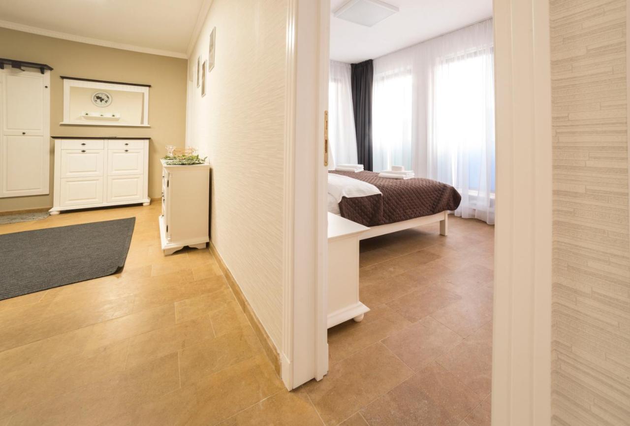 Lira Holiday Apartments 萨图马雷 外观 照片